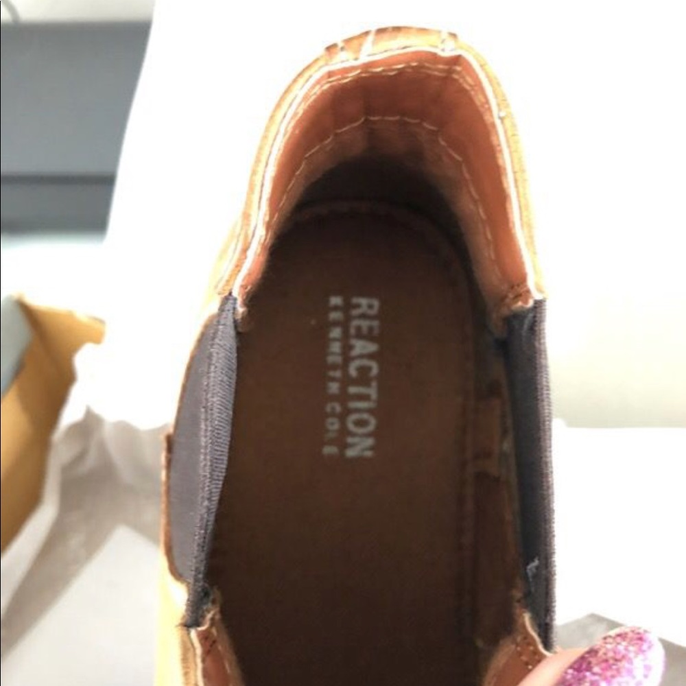 Men’s size 8 Kenneth Cole Chelsea Boots